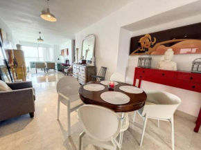YOO luxury tower front sea view apartment